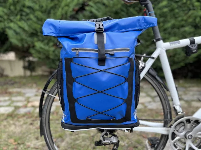 Sac a dos best sale sur porte bagage velo